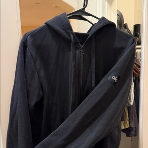 ALO Yoga Women’s Black Zip-Up Sweater